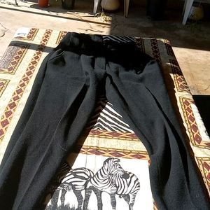 BLACK DKNY LEGGINGS